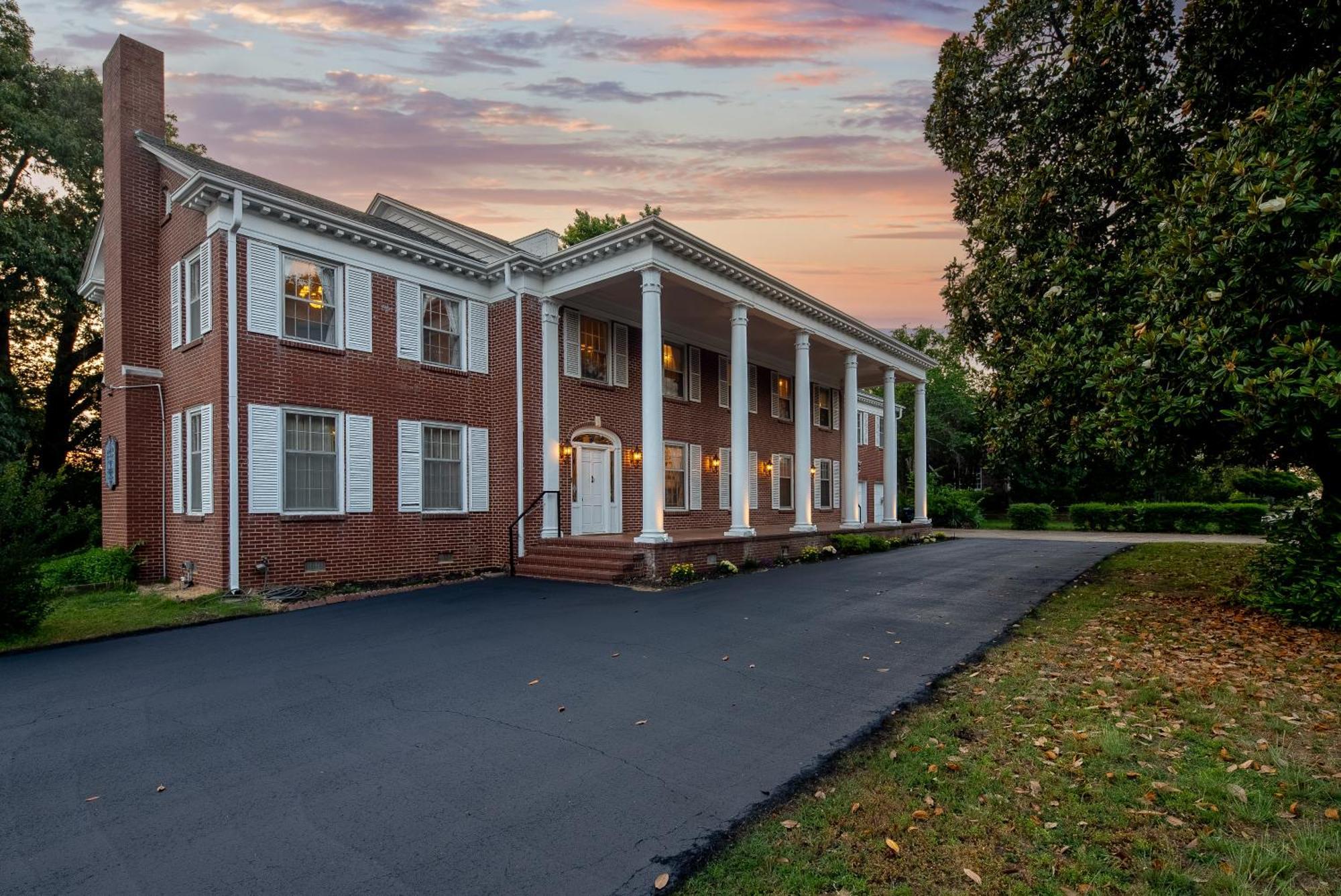 Beland Mansion-Treasured Mist Suite! Fort Smith Eksteriør bilde
